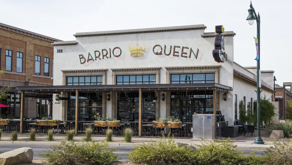 Barrio Queen – Gilbert